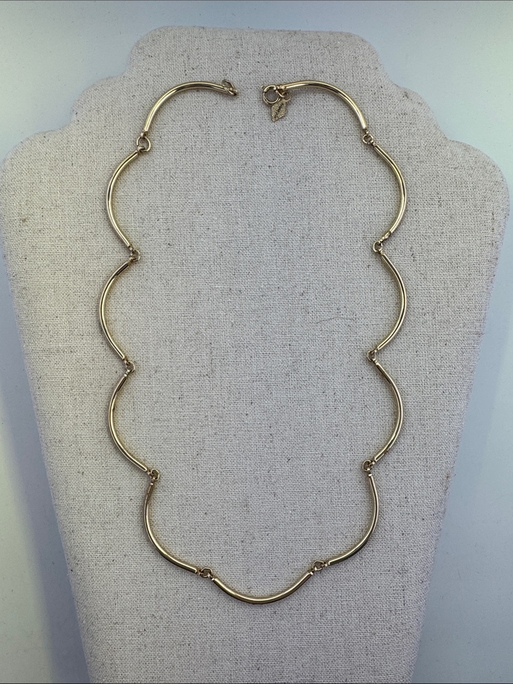 💛 Vintage Sarah Coventry Gold Plated Wavy Link Necklace | Curved Link
